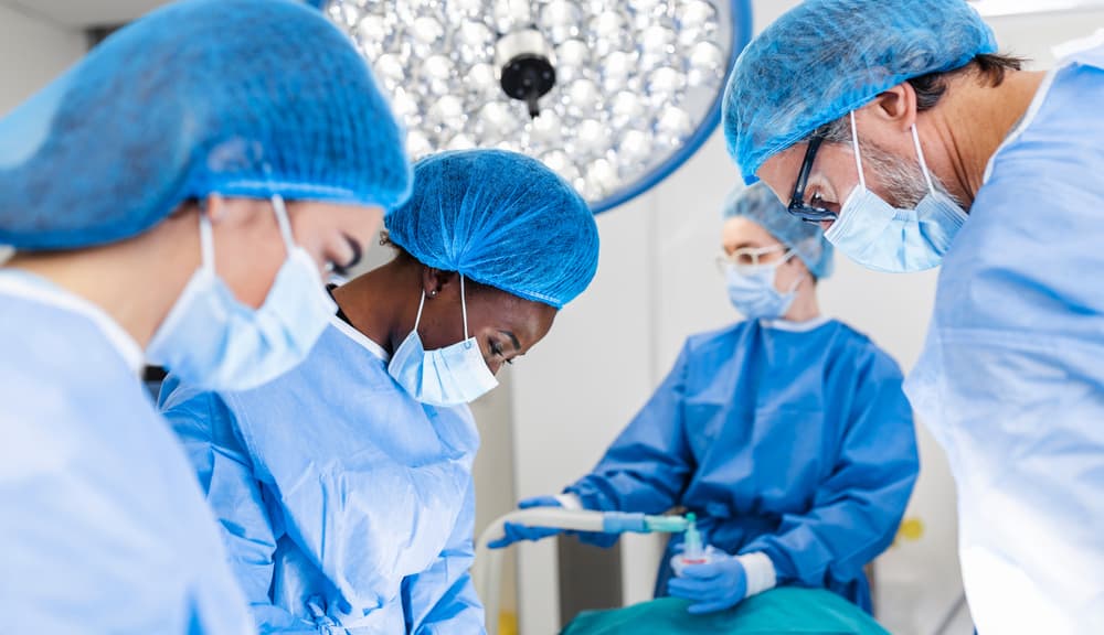 Kapan Harus Periksa ke Dokter Bedah Toraks dan Kardiovaskular? Kapan Harus Periksa ke Dokter Bedah Toraks dan Kardiovaskular?