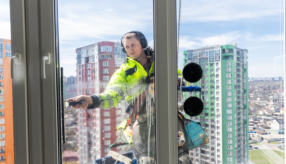 Gaji Cleaning Service: Berapa Besar Penghasilannya Saat Ini? Gaji Cleaning Service: Berapa Besar Penghasilannya Saat Ini?