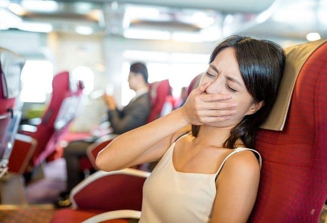 Perhatikan, Inilah Tips Agar Tidak Mabuk Di Perjalanan